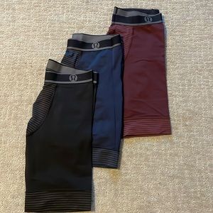 Men’s large Lululemon athletic compression boxers, set of 3